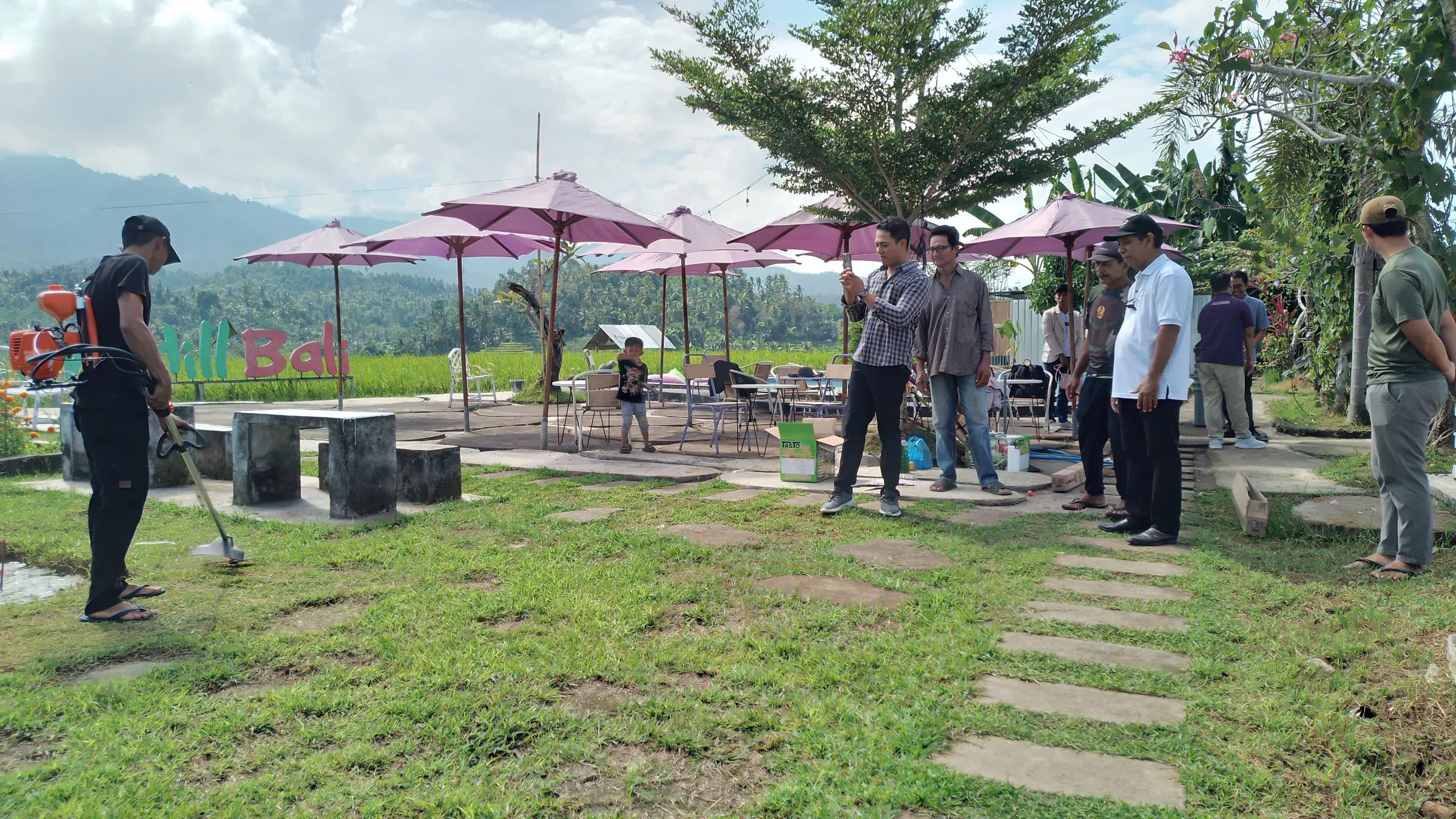 Galeri 8